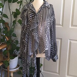 🍷✨Bloomingdale’s CQ by CQ Designer Balloon Sleeve Geometric Sheer Top 🍷⚡️